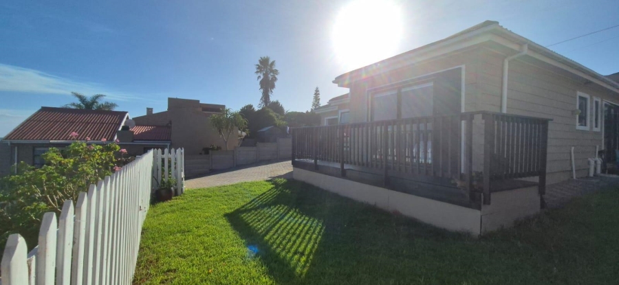 To Let 2 Bedroom Property for Rent in Dana Bay Western Cape